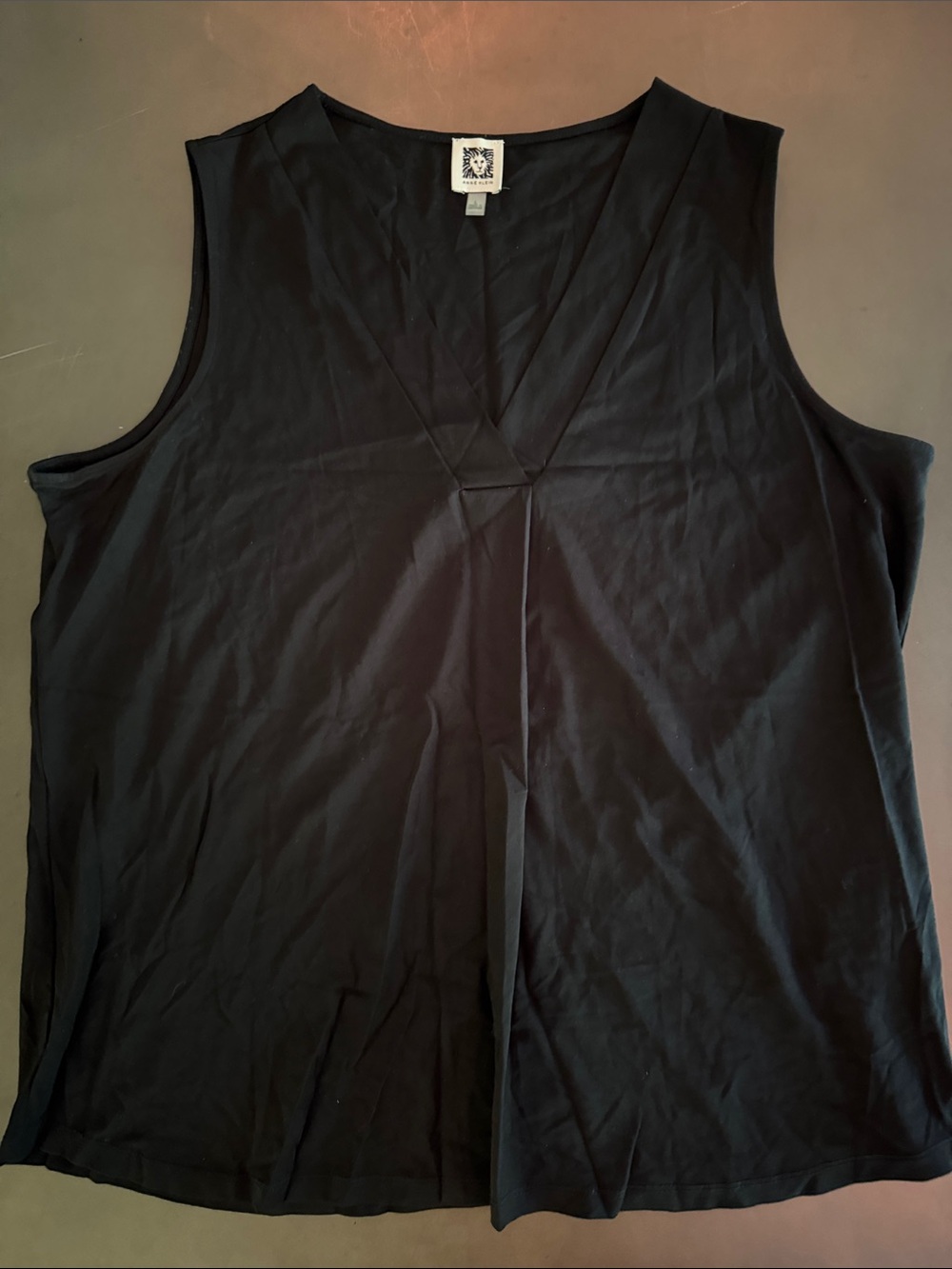 Anne Klein Black V-Neck Sleeveless Blouse
